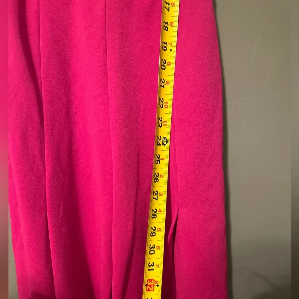 NWT BeBe Sz Small Hot Pink Exposed Leg Jumpsuit! - Picture 11 of 12